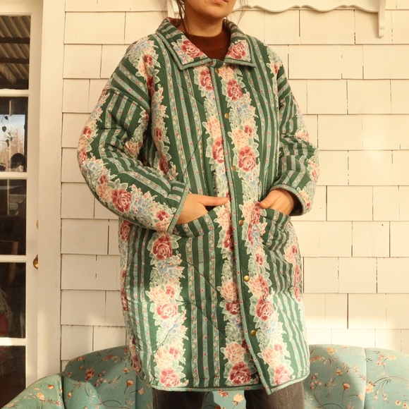 Upcycled Floral Green Quilted Women's Chore Coat Vintage L • XL - Picture 4 of 12